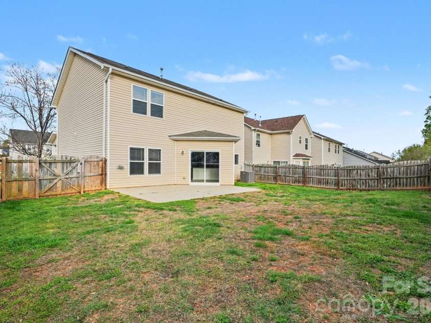 4400 Kiddle Lane, Monroe, NC 28110.  MLS# CAR4355002, YatesRealty ID 9586. 
