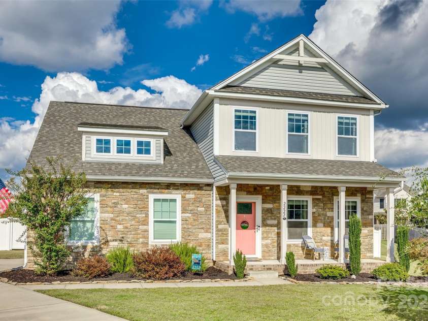 2222 Smoltz Drive, Rock Hill, SC 29730.  MLS# CAR4241640, YatesRealty ID 9587. 