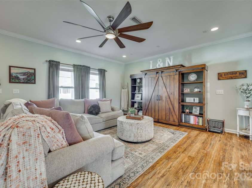 2222 Smoltz Drive, Rock Hill, SC 29730.  MLS# CAR4241640, YatesRealty ID 9587. 