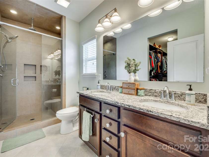 2222 Smoltz Drive, Rock Hill, SC 29730.  MLS# CAR4241640, YatesRealty ID 9587. 