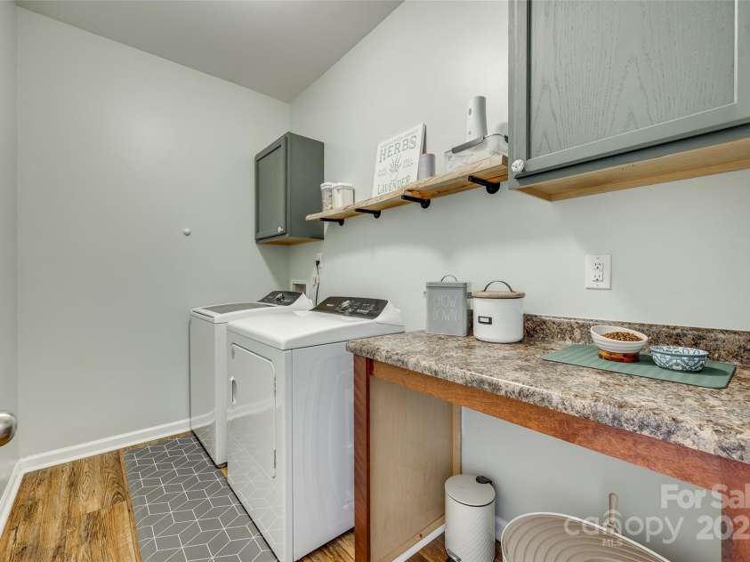 2222 Smoltz Drive, Rock Hill, SC 29730.  MLS# CAR4241640, YatesRealty ID 9587. 