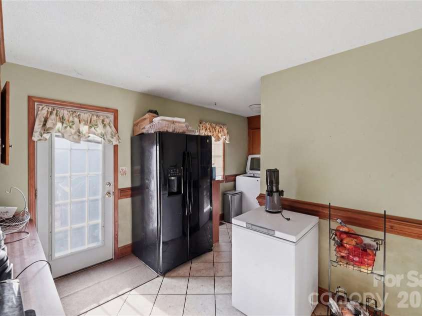 8917 Dartmoor Place, Mint Hill, NC 28227.  MLS# CAR4352305, YatesRealty ID 9587. Mud Room/Laundry Room
