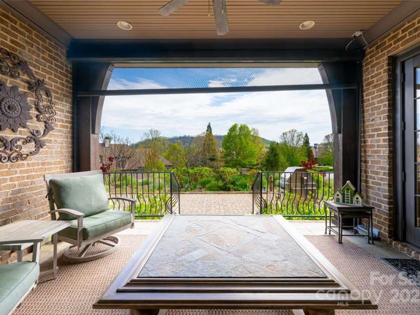 6 Golfside Court, Arden, NC 28704.  MLS# CAR4248179, YatesRealty ID 9588. 