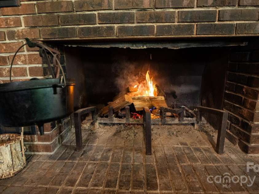 4189 Bristol Place, Collettsville, NC 28611.  MLS# CAR4320331, YatesRealty ID 959. 