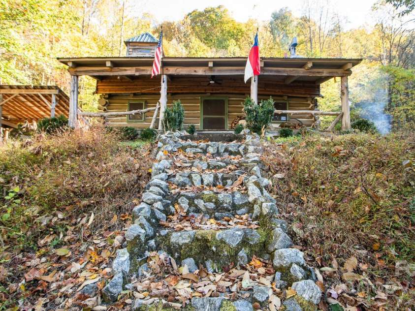 4189 Bristol Place, Collettsville, NC 28611.  MLS# CAR4320331, YatesRealty ID 959. 