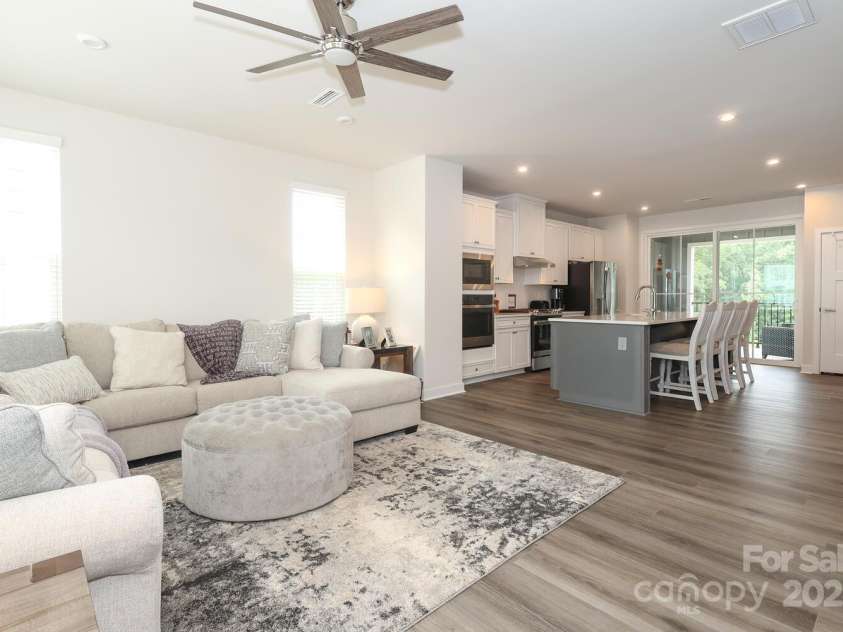 457 Lahinch Drive, Tega Cay, SC 29708.  MLS# CAR4214628, YatesRealty ID 959. 