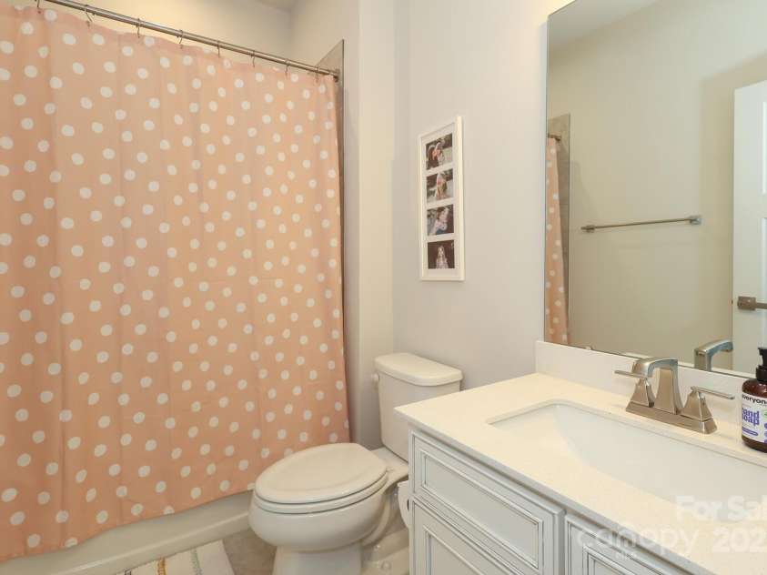 457 Lahinch Drive, Tega Cay, SC 29708.  MLS# CAR4214628, YatesRealty ID 959. 