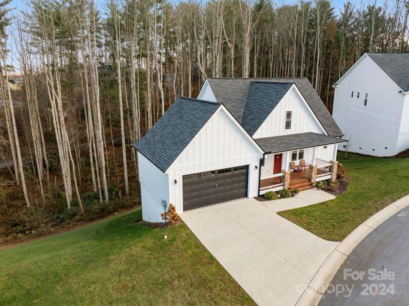 155 Hayes Ridge Lane, Mills River, NC 28759.  MLS# CAR4199843, YatesRealty ID 9590. 