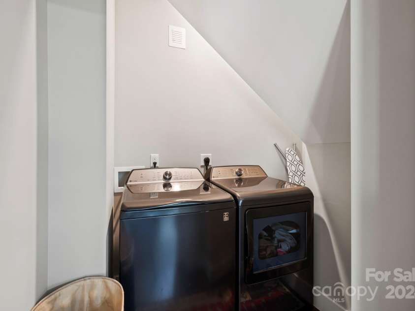 155 Hayes Ridge Lane, Mills River, NC 28759.  MLS# CAR4199843, YatesRealty ID 9590. Laundry Room on main level