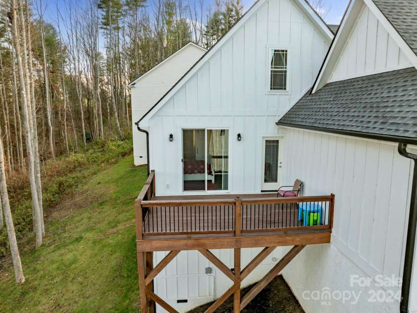 155 Hayes Ridge Lane, Mills River, NC 28759.  MLS# CAR4199843, YatesRealty ID 9590. Private Side patio
