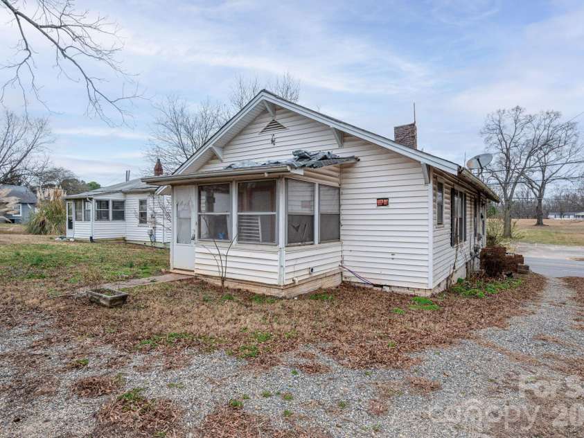 2784 Nc 27 Highway, Lincolnton, NC 28092.  MLS# CAR4340985, YatesRealty ID 9590. 2784 Rear