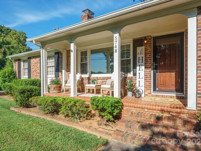 5748 Farmbrook Drive, Charlotte, NC 28210.  MLS# CAR4302947, YatesRealty ID 9592. Covered Front Porch Entry!