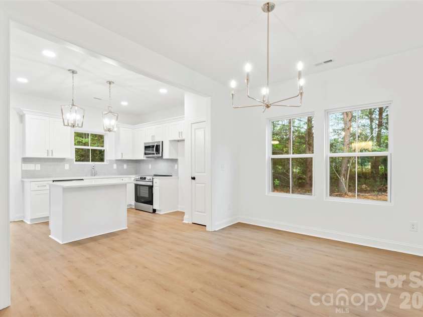 192 Doolie Road, Mooresville, NC 28117.  MLS# CAR4309482, YatesRealty ID 9593. 