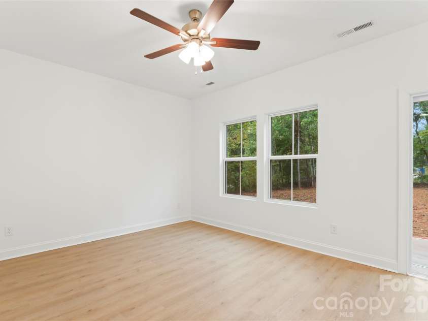 192 Doolie Road, Mooresville, NC 28117.  MLS# CAR4309482, YatesRealty ID 9593. 