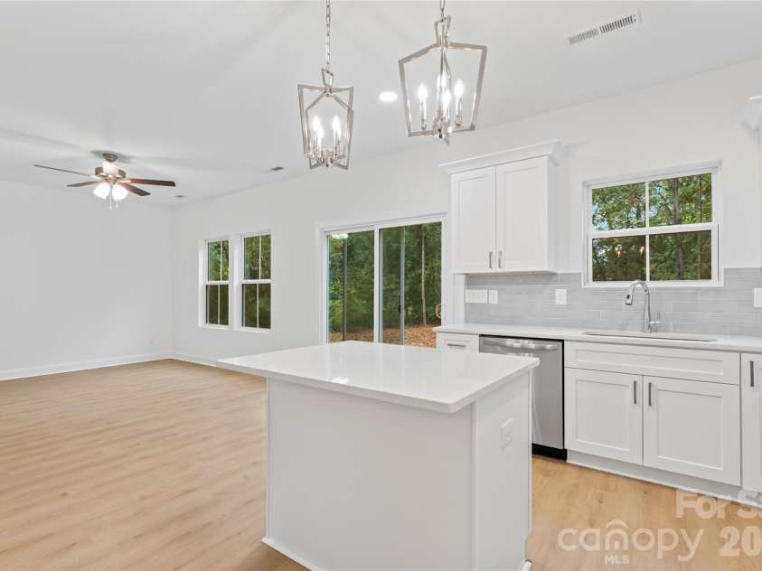 192 Doolie Road, Mooresville, NC 28117.  MLS# CAR4309482, YatesRealty ID 9593. 