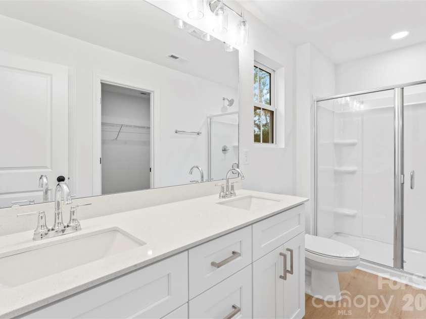 192 Doolie Road, Mooresville, NC 28117.  MLS# CAR4309482, YatesRealty ID 9593. 
