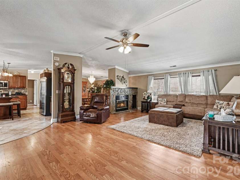 109 Beechwood Drive, Salisbury, NC 28147.  MLS# CAR4359659, YatesRealty ID 9594. 