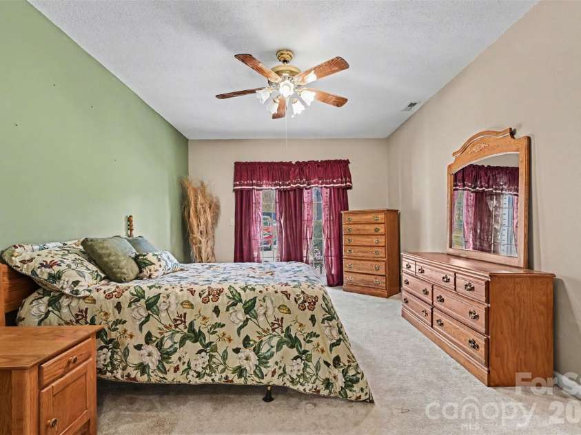 109 Beechwood Drive, Salisbury, NC 28147.  MLS# CAR4359659, YatesRealty ID 9594. 