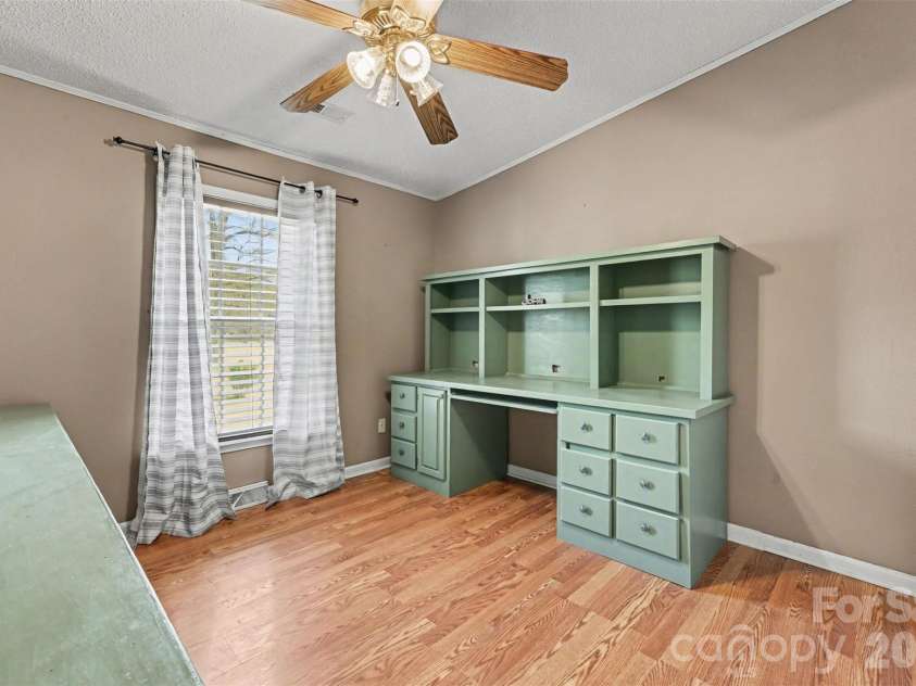 109 Beechwood Drive, Salisbury, NC 28147.  MLS# CAR4359659, YatesRealty ID 9594. 