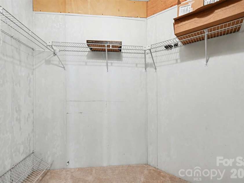 109 Beechwood Drive, Salisbury, NC 28147.  MLS# CAR4359659, YatesRealty ID 9594. 
