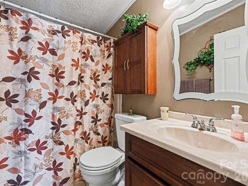 109 Beechwood Drive, Salisbury, NC 28147.  MLS# CAR4359659, YatesRealty ID 9594. 
