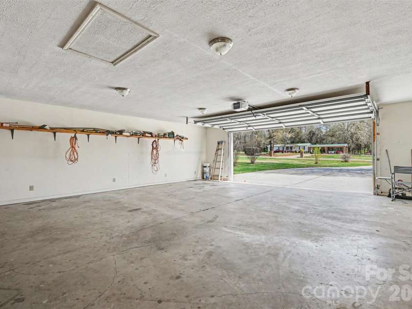 109 Beechwood Drive, Salisbury, NC 28147.  MLS# CAR4359659, YatesRealty ID 9594. 