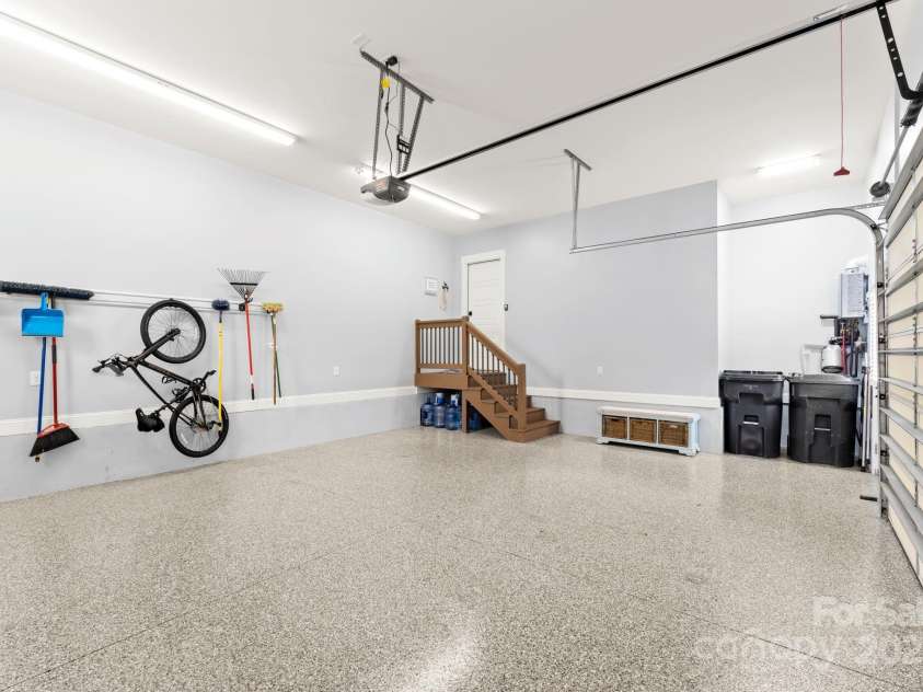 117 Yellow Jacket Circle, Mooresville, NC 28117.  MLS# CAR4220754, YatesRealty ID 9597. 