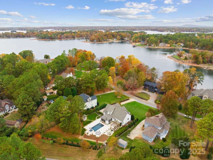 117 Yellow Jacket Circle, Mooresville, NC 28117.  MLS# CAR4220754, YatesRealty ID 9597. 