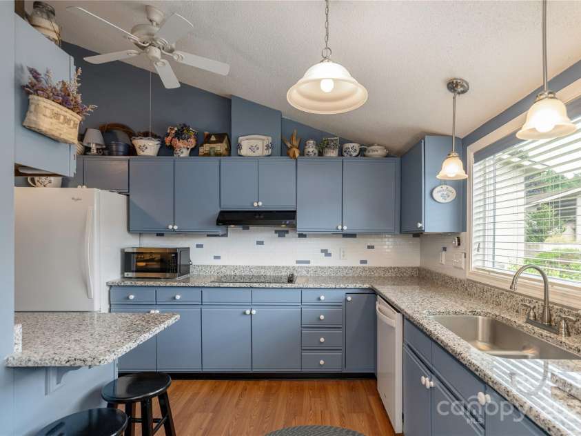 164 Glen Cannon Point, Pisgah Forest, NC 28768.  MLS# CAR4267637, YatesRealty ID 9598. 