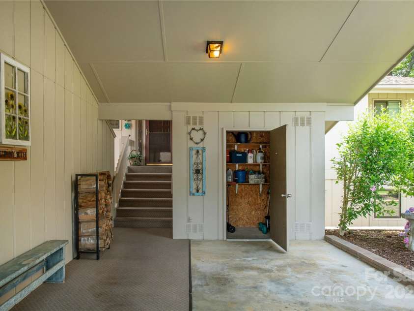 164 Glen Cannon Point, Pisgah Forest, NC 28768.  MLS# CAR4267637, YatesRealty ID 9598. 