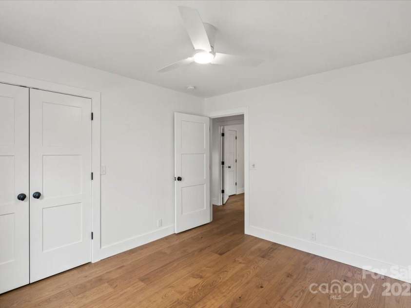 2429 Ellen Avenue, Charlotte, NC 28208.  MLS# CAR4222733, YatesRealty ID 9599. 
