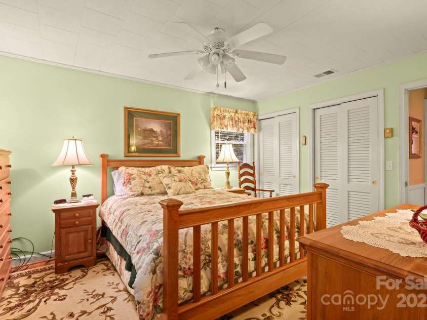 1074 Nikanor Road, West Jefferson, NC 28694.  MLS# CAR4289358, YatesRealty ID 96. 