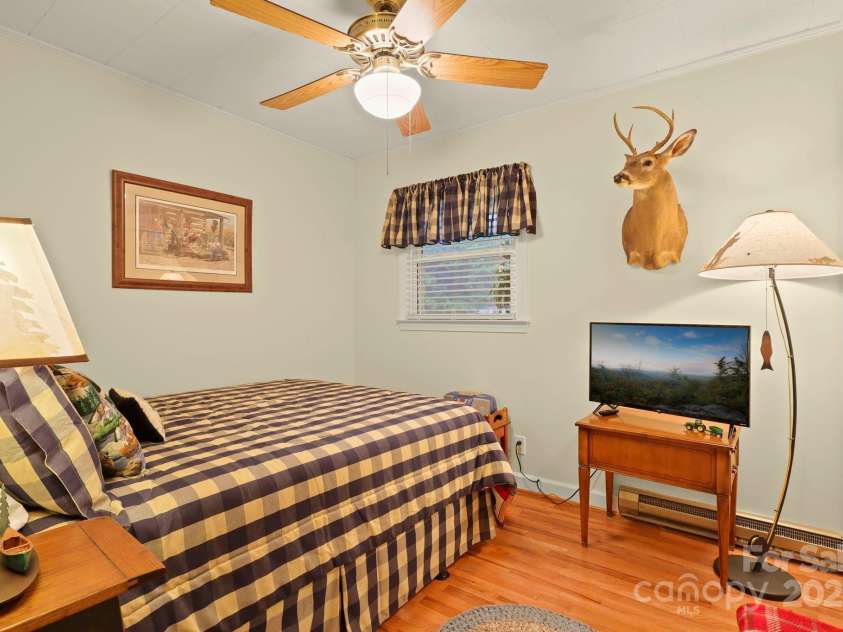 1074 Nikanor Road, West Jefferson, NC 28694.  MLS# CAR4289358, YatesRealty ID 96. 