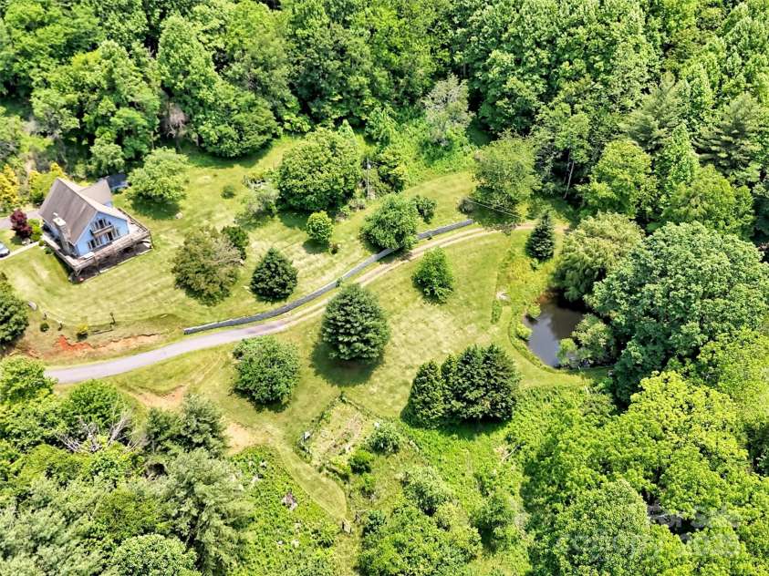 1592 Piney Hill Road, Burnsville, NC 28714.  MLS# CAR4269661, YatesRealty ID 96. 