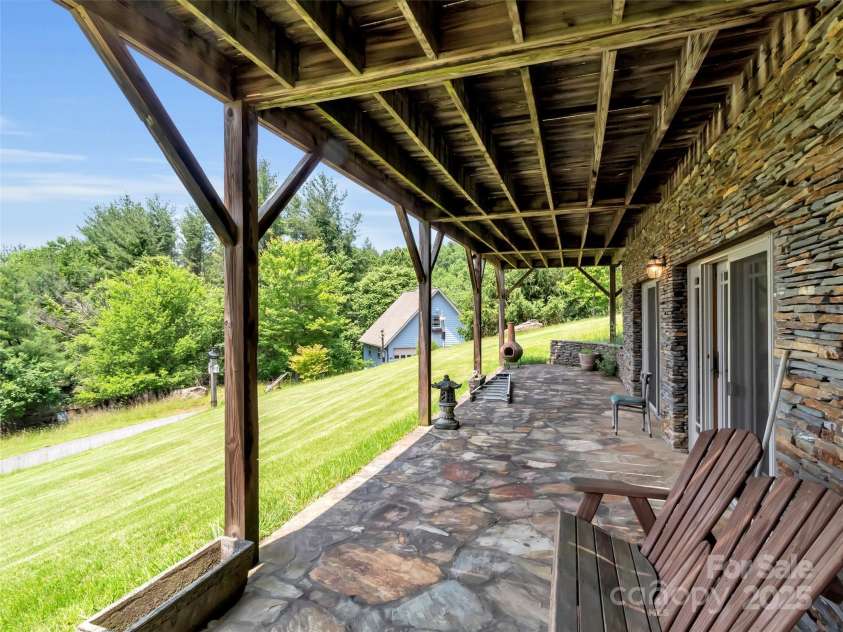 1592 Piney Hill Road, Burnsville, NC 28714.  MLS# CAR4269661, YatesRealty ID 96. 