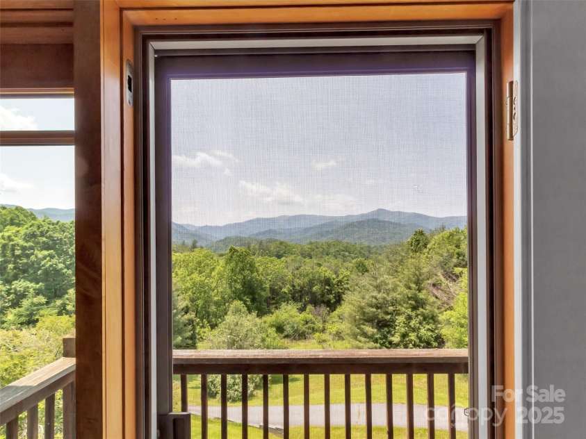 1592 Piney Hill Road, Burnsville, NC 28714.  MLS# CAR4269661, YatesRealty ID 96. 