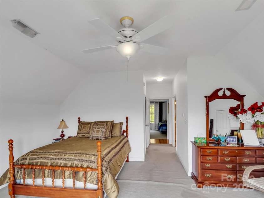 1592 Piney Hill Road, Burnsville, NC 28714.  MLS# CAR4269661, YatesRealty ID 96. 