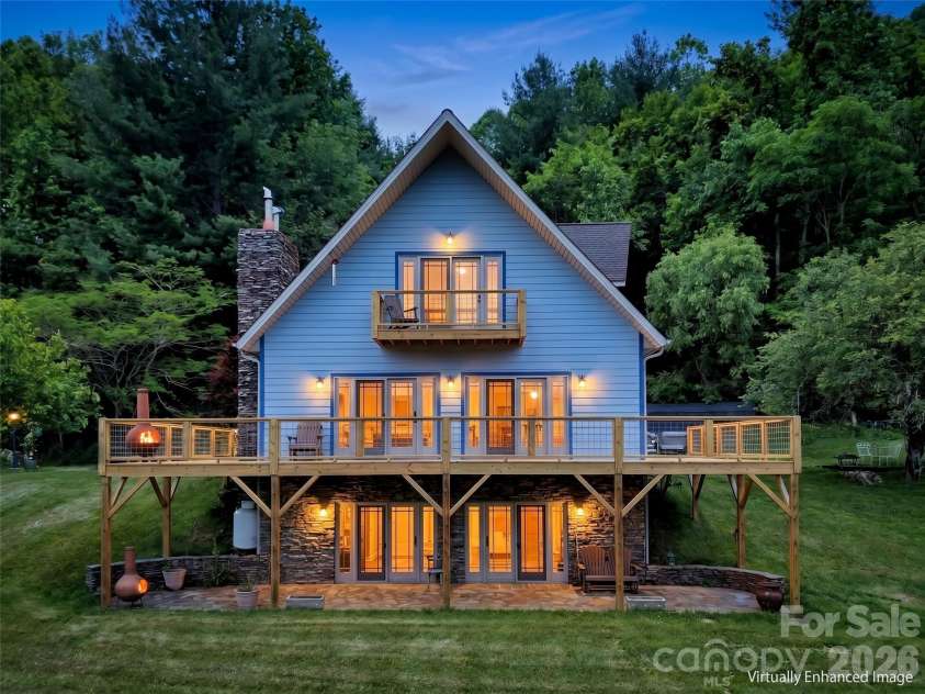 1592 Piney Hill Road, Burnsville, NC 28714.  MLS# CAR4269661, YatesRealty ID 96. 