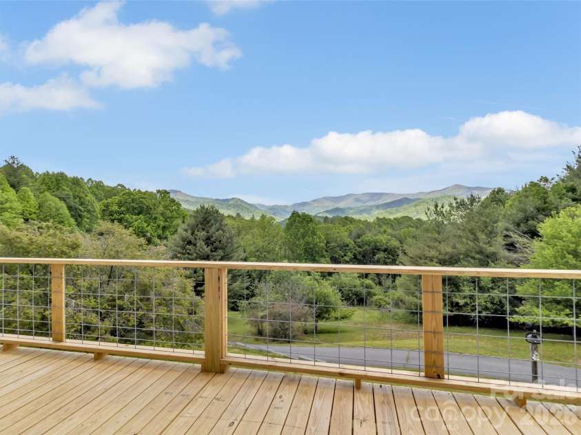 1592 Piney Hill Road, Burnsville, NC 28714.  MLS# CAR4269661, YatesRealty ID 96. 