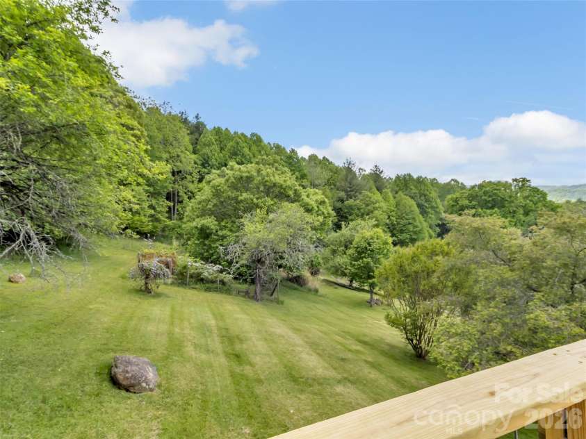 1592 Piney Hill Road, Burnsville, NC 28714.  MLS# CAR4269661, YatesRealty ID 96. 