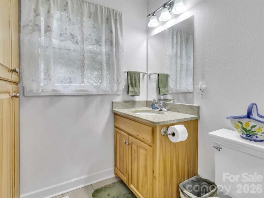 1592 Piney Hill Road, Burnsville, NC 28714.  MLS# CAR4269661, YatesRealty ID 96. 