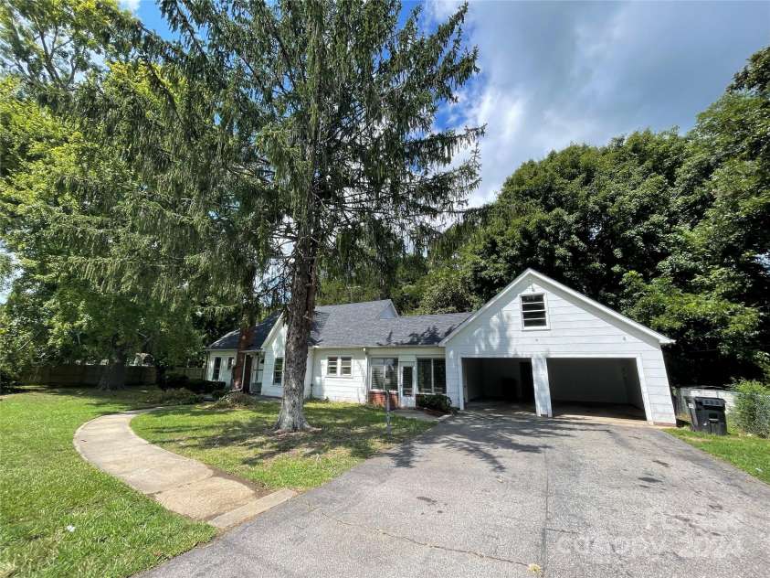 3130 Faith Road, Salisbury, NC 28146.  MLS# CAR4140572, YatesRealty ID 96. 
