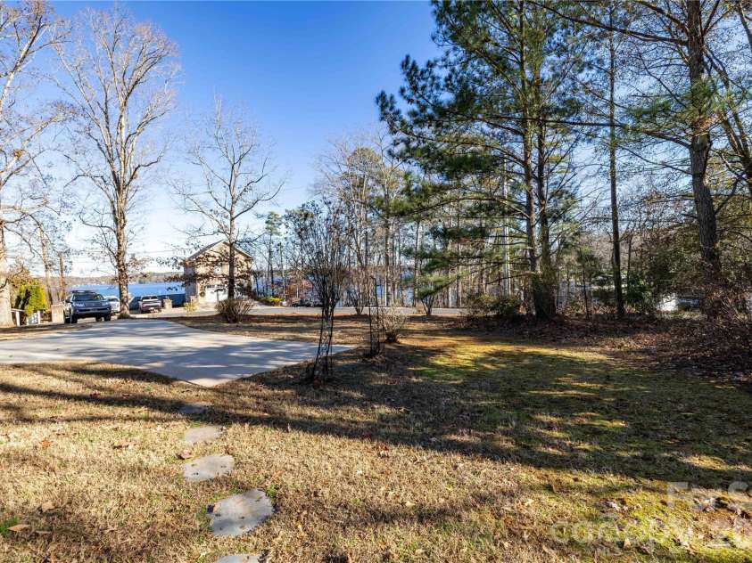 10806 Willow Oak Road, Norwood, NC 28128.  MLS# CAR4332656, YatesRealty ID 960. 