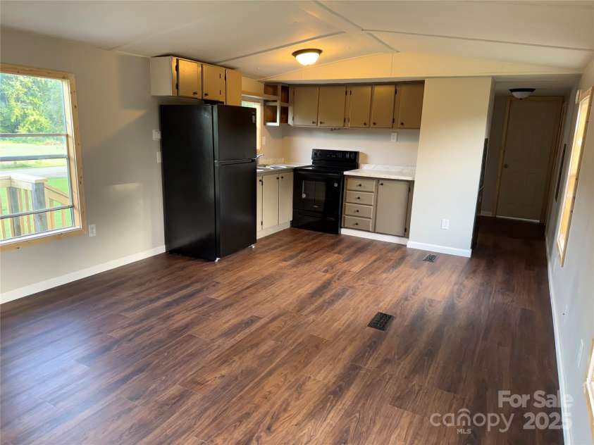 792 Mace Lane, Lincolnton, NC 28092.  MLS# CAR4311001, YatesRealty ID 960. 