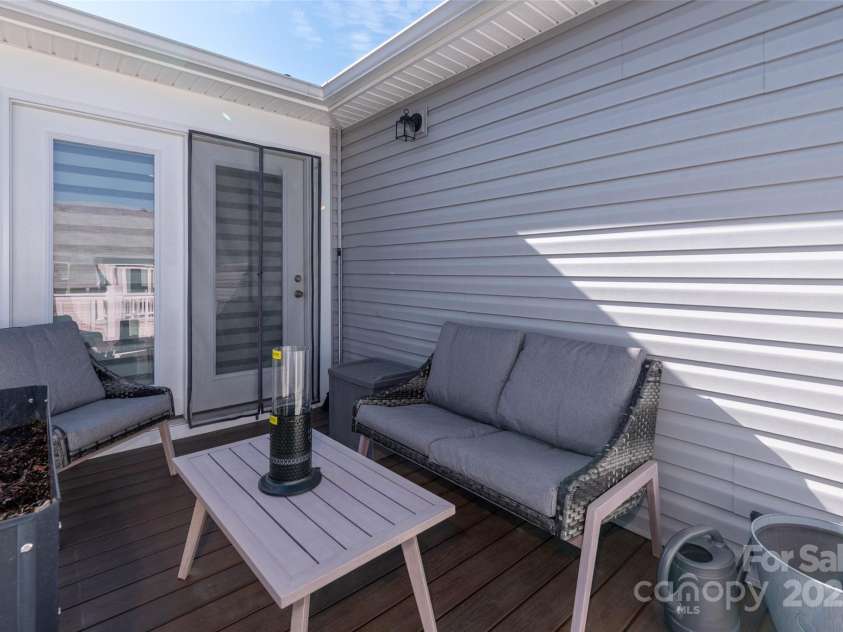 1342 Galloway Road, Charlotte, NC 28262.  MLS# CAR4214984, YatesRealty ID 9601. 