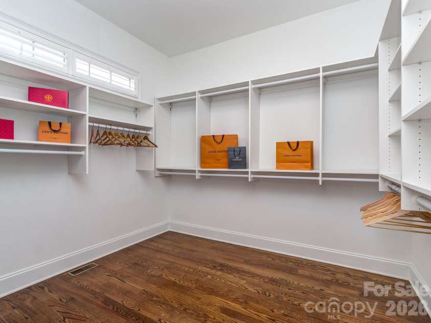 8208 Wingard Road, Waxhaw, NC 28173.  MLS# CAR4289721, YatesRealty ID 9601. Large Primary Closet