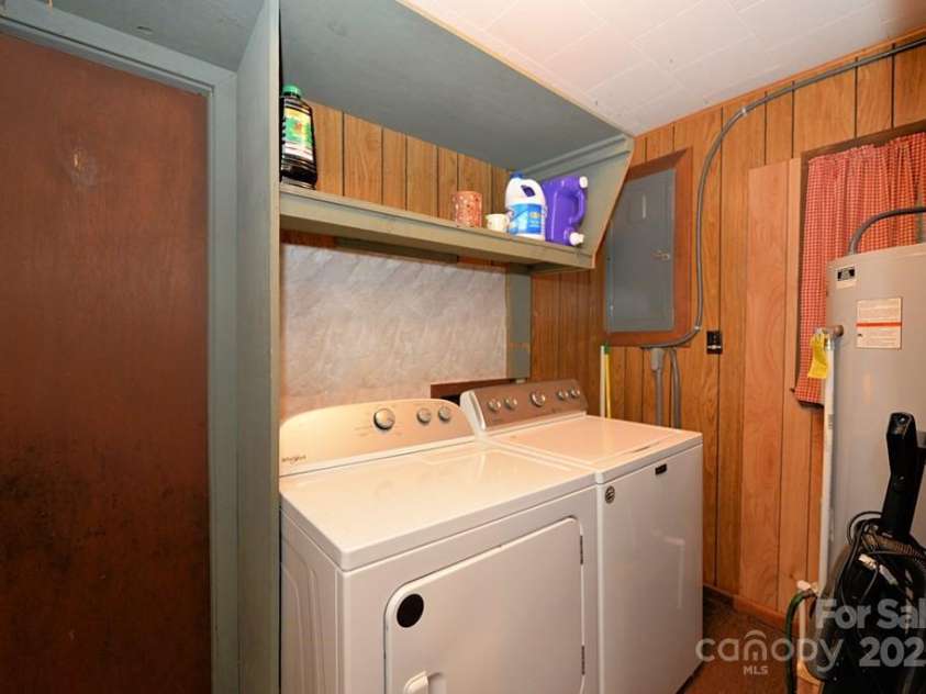 227 Cool Springs Road, Whittier, NC 28789.  MLS# CAR4280448, YatesRealty ID 9602. 