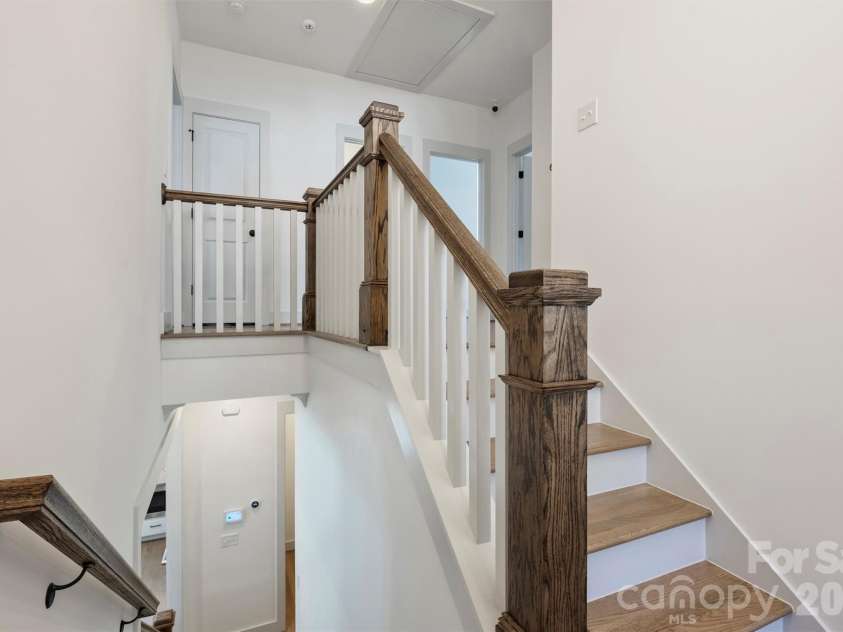 1414 Briar Creek Road, Charlotte, NC 28205.  MLS# CAR4350080, YatesRealty ID 9603. 