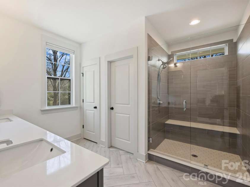 1414 Briar Creek Road, Charlotte, NC 28205.  MLS# CAR4350080, YatesRealty ID 9603. 