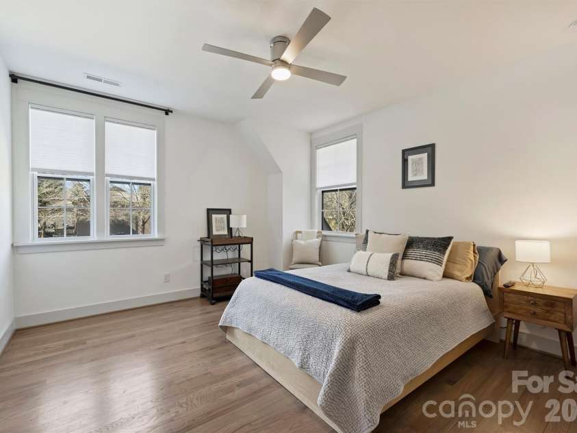 1414 Briar Creek Road, Charlotte, NC 28205.  MLS# CAR4350080, YatesRealty ID 9603. 